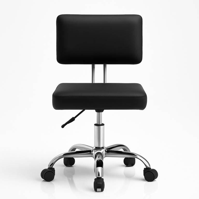 Scaun profesional negru cu spătar drept și bază cromată, ideal pentru lashmaker.